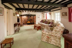 Sitting Room- click for photo gallery